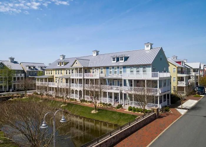 Amazing 4 Bedroom Sunset Island Townhome With Bonus Den! Ferienhaus *